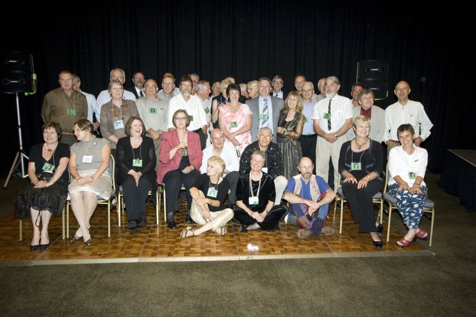 0674-group-ad