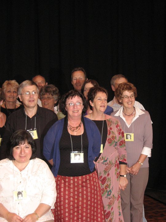 0937-group-ph