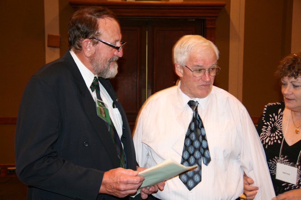 1122-CampbellThomas-DerekLong-IntaLong-ph