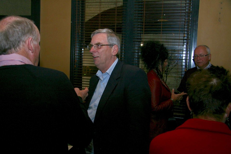 IMG 6101-RonLawler-21Sept-FriNightKatoomba-1920