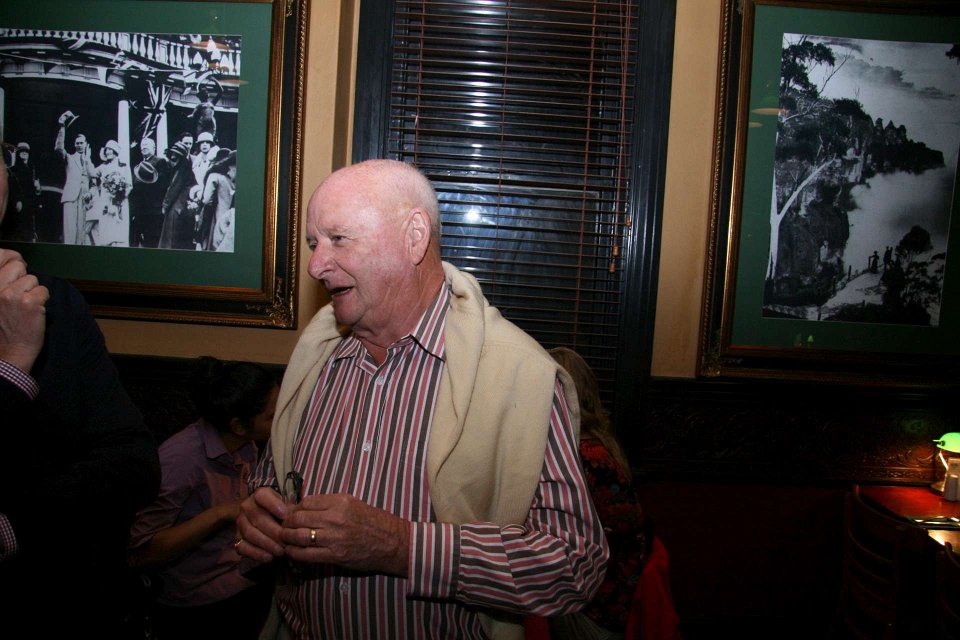 IMG 6105-JohnMurphyAKADiHoodsHusband-21Sept-FriNightKatoomba-1920