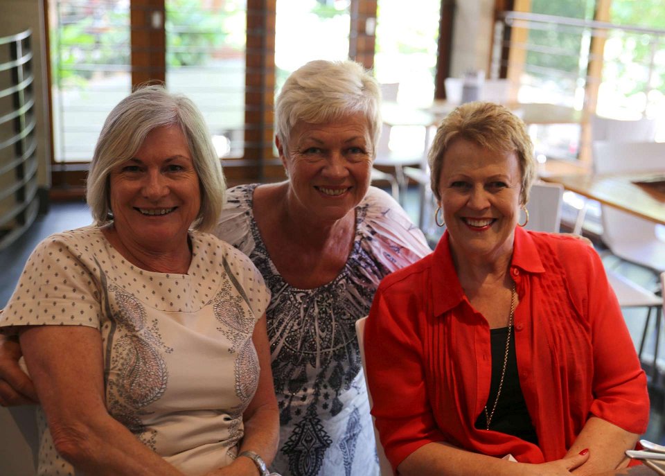 IMG 8230-chrissie-narelle-janine-1920