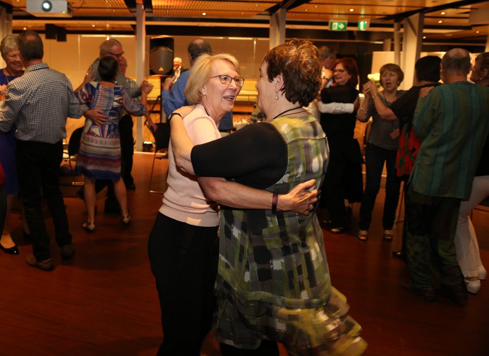 IMG 0799-crop-barndance