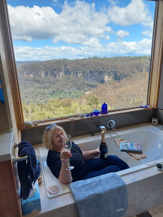 Ch-janine-leura