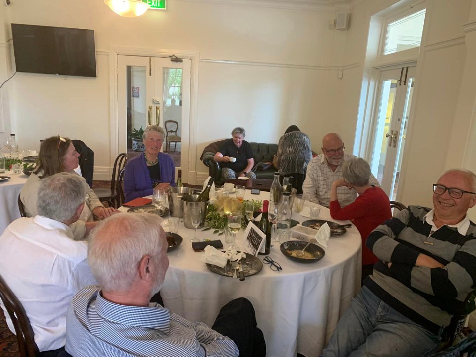 Reg-tablegroup-1