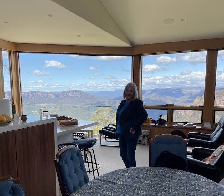 Ula-view-chrissie-leura